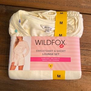 Wildfox sweatshirt & short lounge set size M